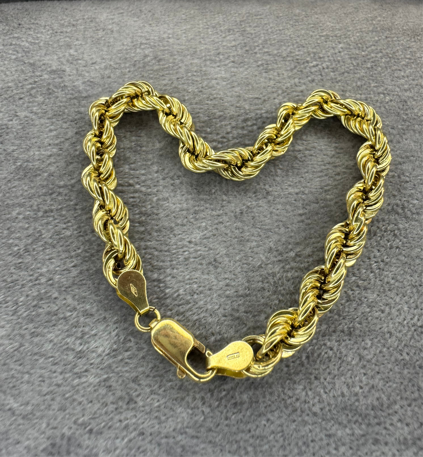 Esclava San Francisco