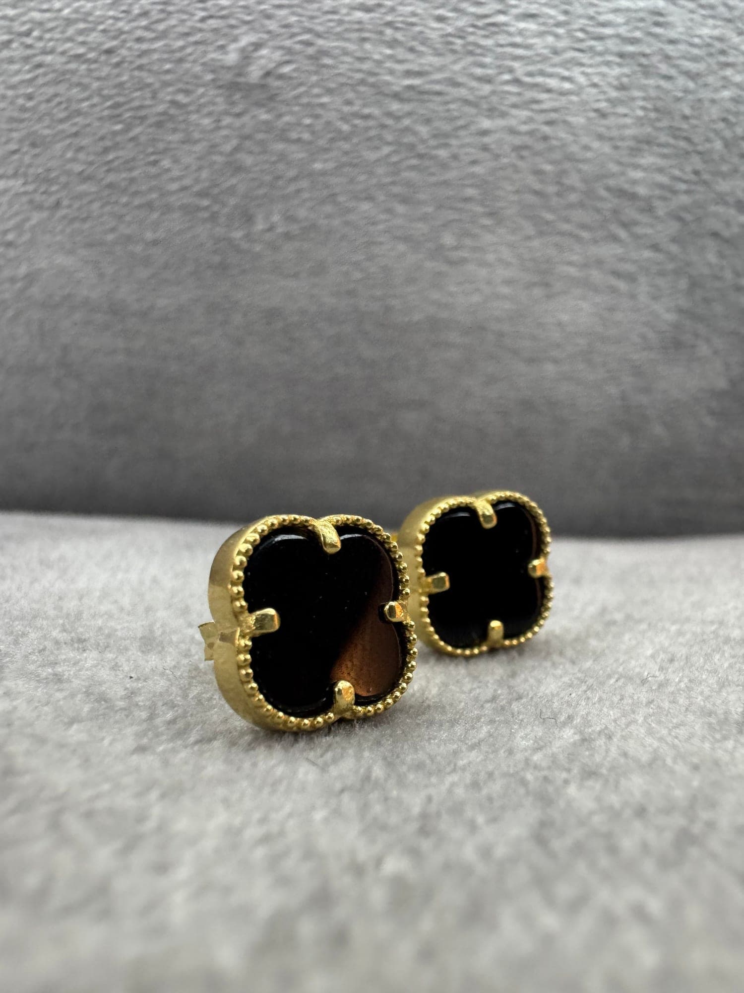 Aretes