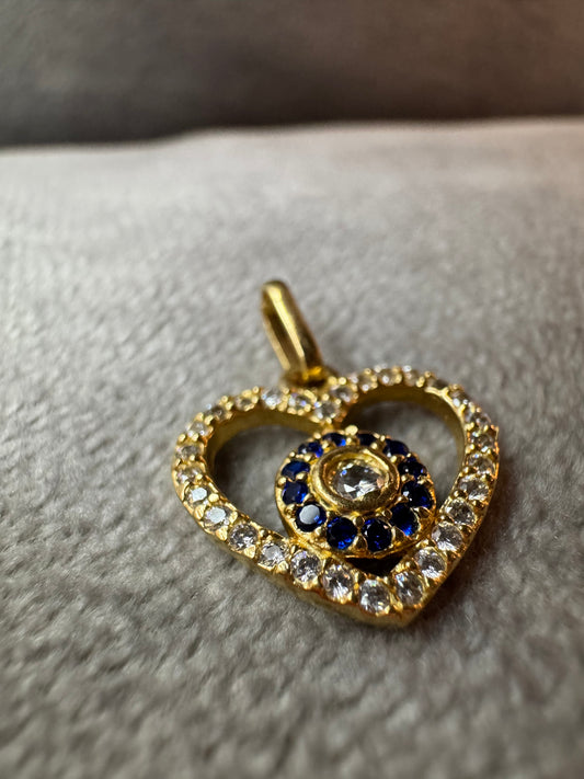 Coeur à l'œil bleu