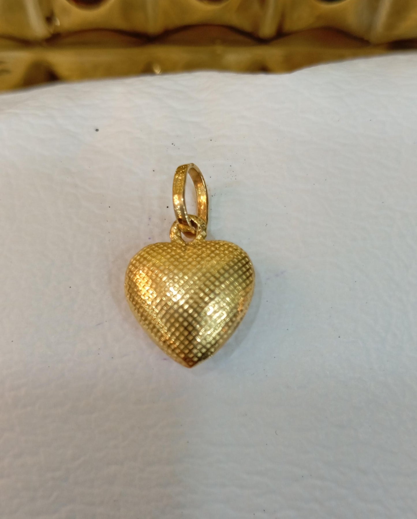 Dije Corazón  doble Oro 18k